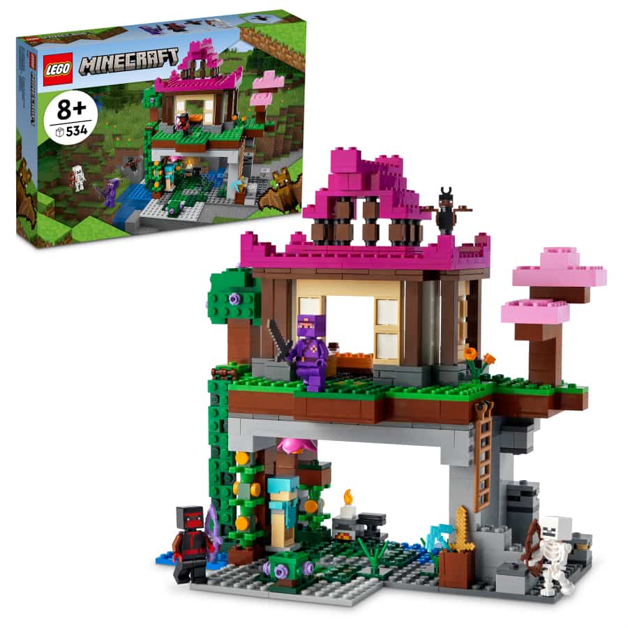 Lego Minecraft El Campo de Entrenamiento 21183