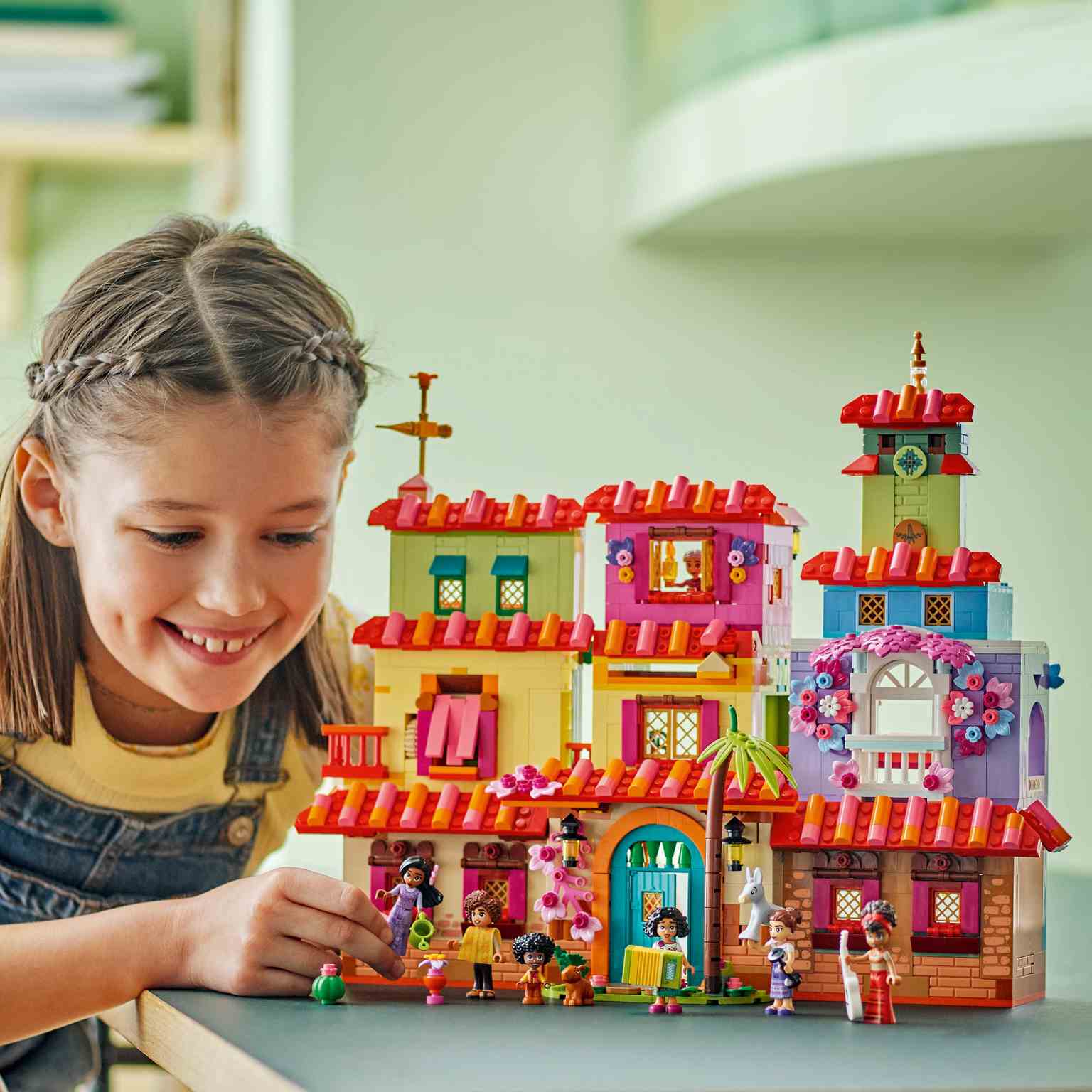 LEGO Disney Magica Casa Madrigal 43245 NX3 Estudio de Arquitectura
