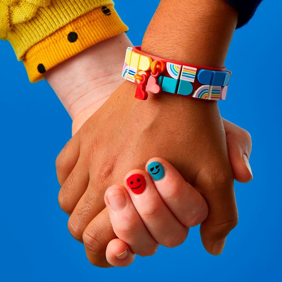 Lego DOTS Pulsera con Amuletos Arcoíris 41953