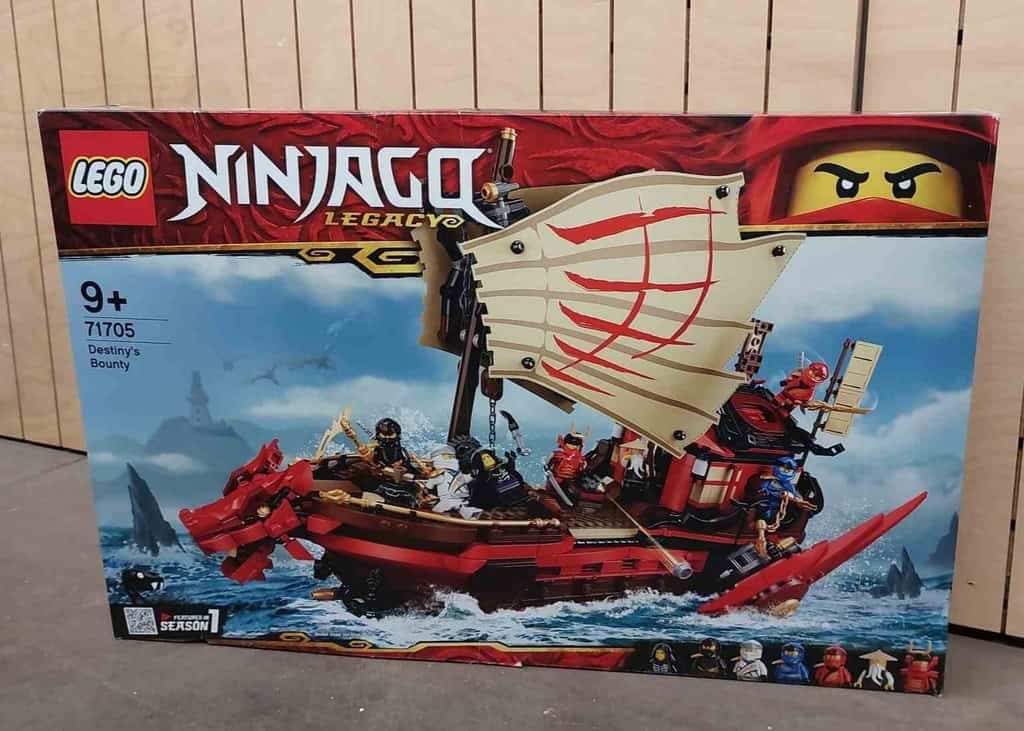LEGO Ninjago Barco de Asaslto Ninja CAJA DAÑADA 71705-CD