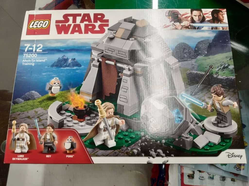 Lego Entrenamiento en AhchTo Island 75200 Caja Dañada CD