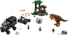 Lego Jurasssic World Huida del Carnotaurus en la girosfera