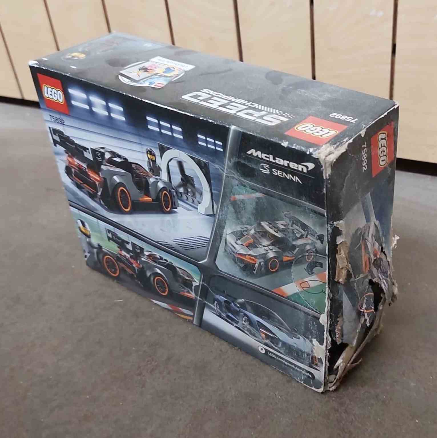 LEGO Speed Champions McLaren Senna CAJA DAÑANA 75892-CD