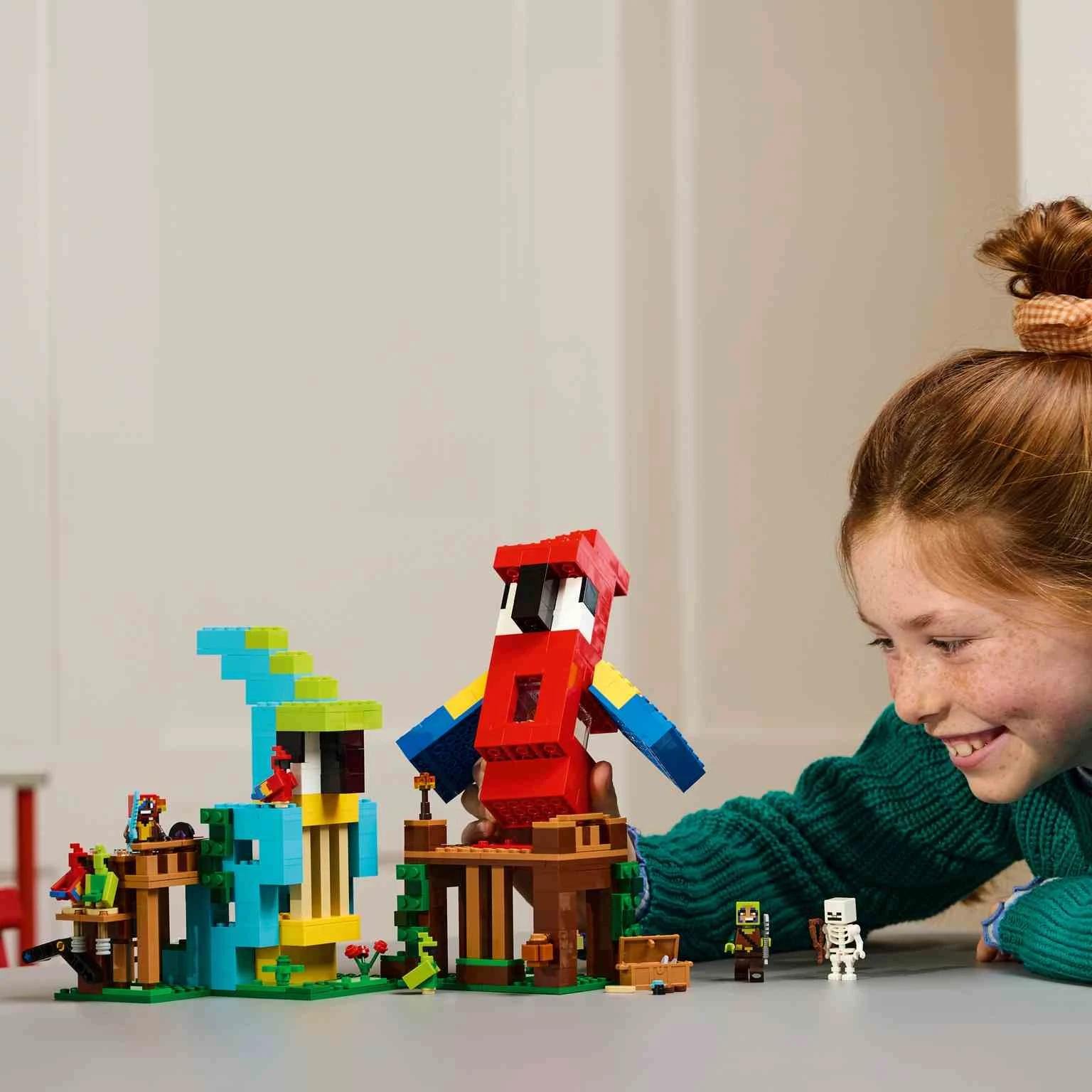 チビ〜 LEGO®Minecraft: Las Casas-Loro - LEGO PANAMA - LEGO® Latam