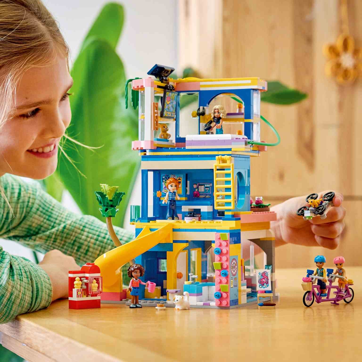 LEGO Friends | Club Friends HLC - 42689 - nx3 Arquitectura